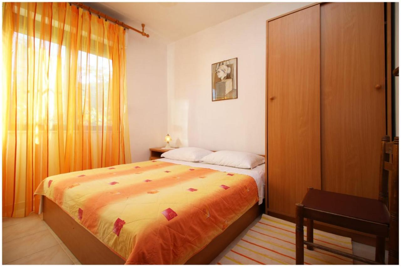 Apartments Bilo Near Primosten Luaran gambar